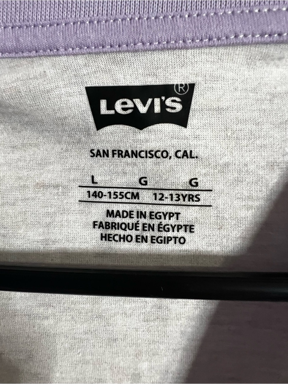 Levi’s Purple Peace Sign ☮️ Crop Top Tee NWT Size Large - Picture 4 of 5